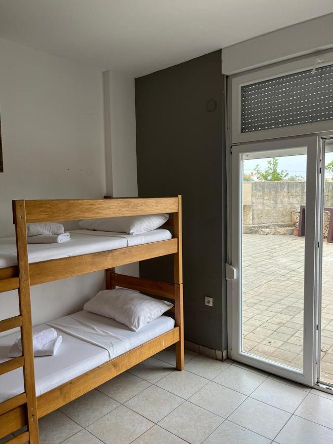 Moon Rocks Hostel Новалья Экстерьер фото
