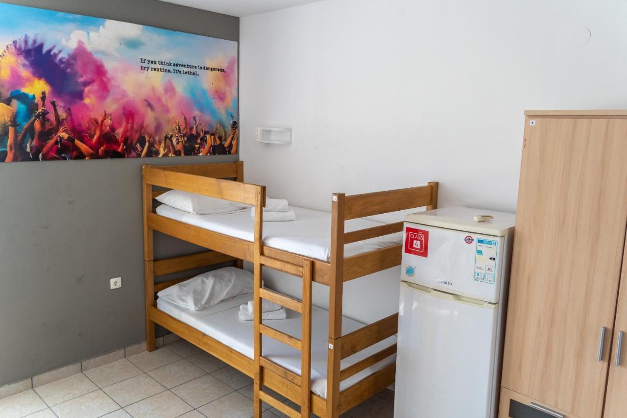 Moon Rocks Hostel Новалья Экстерьер фото